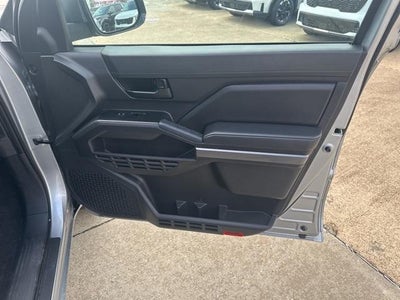 2024 Toyota Tacoma 4WD 4WD SR5 Double Cab 5' Bed AT (GS)