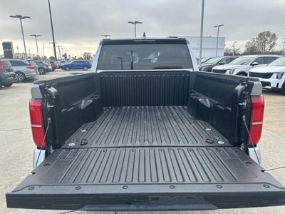 2024 Toyota Tacoma 4WD 4WD SR5 Double Cab 5' Bed AT (GS)