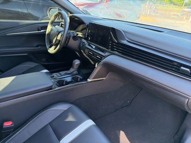 2025 Toyota Camry SE (SE)