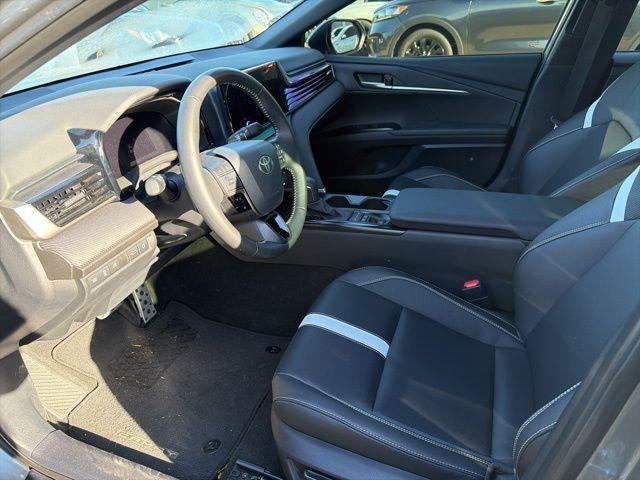 2025 Toyota Camry SE (SE)