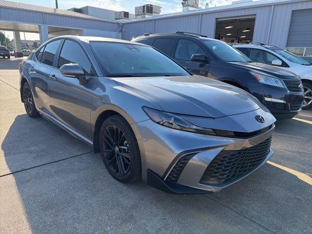 2025 Toyota Camry SE (SE)