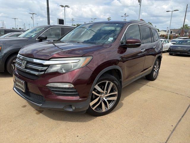 2016 Honda Pilot 2WD Touring with DVD Rear Entertainment System and Navigation