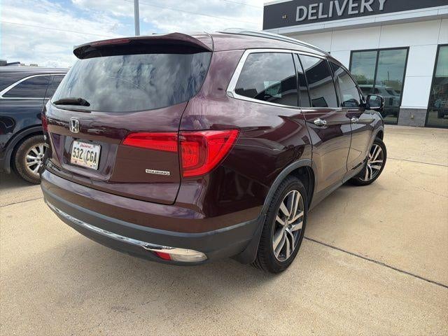 2016 Honda Pilot 2WD Touring with DVD Rear Entertainment System and Navigation