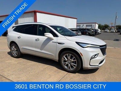 2023 Buick Enclave Essence FWD