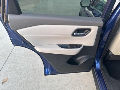 2022 Nissan Rogue FWD SL