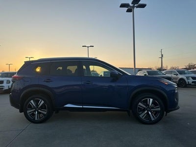 2022 Nissan Rogue FWD SL
