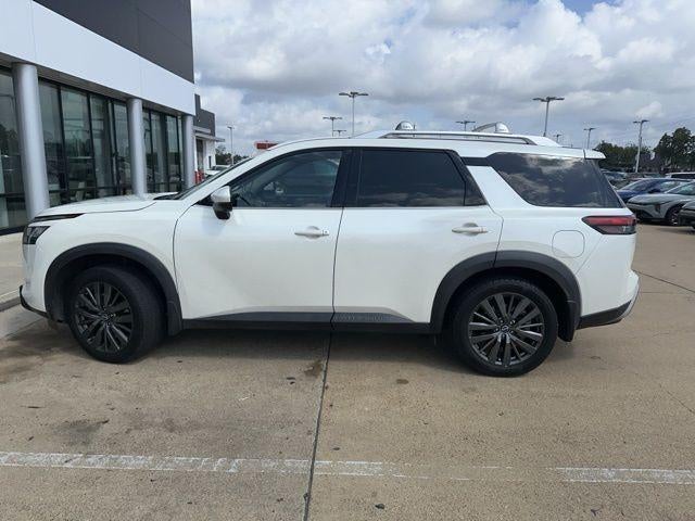 2022 Nissan Pathfinder SL 2WD