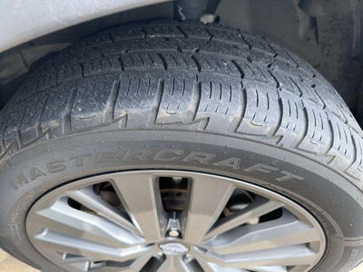 2022 Nissan Pathfinder SL 2WD