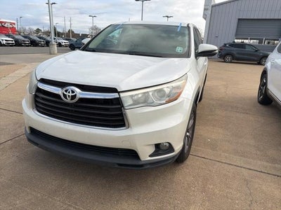 2016 Toyota Highlander FWD 4dr V6 LE Plus (SE)
