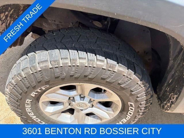 2019 Toyota Tacoma 4WD 4WD TRD Off Road Double Cab 5' Bed V6 AT (Natl)