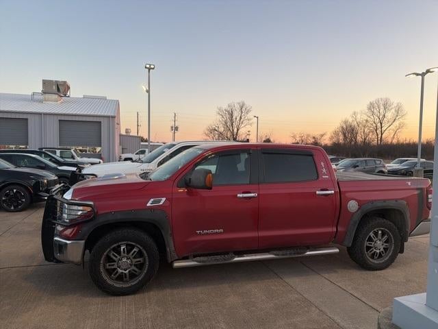 2014 Toyota Tundra 2WD Truck 2WD CrewMax Short Bed 4.6L SR5 (Natl)