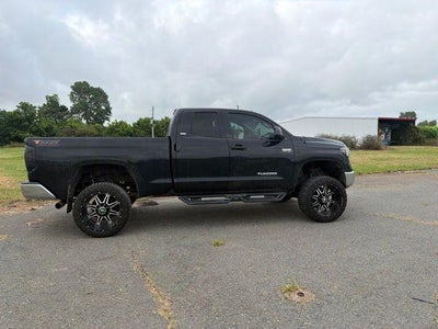 2014 Toyota Tundra 2WD Truck 2WD Double Cab Standard Bed 5.7L V8 SR5 (Natl)