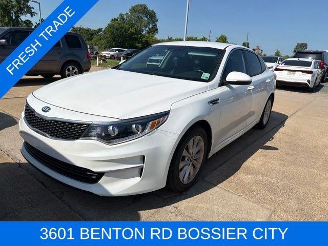 2017 Kia Optima EX AT's photo