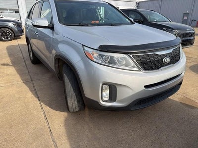 2015 Kia Sorento 2WD 4dr V6 LX