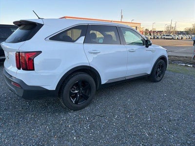 2022 Kia Sorento LX FWD