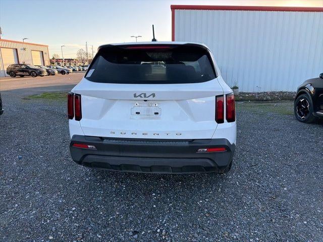 2022 Kia Sorento LX FWD