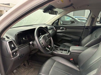 2022 Kia Sorento S FWD