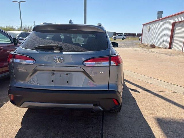 2024 Toyota Corolla Cross LE 2WD (Natl)