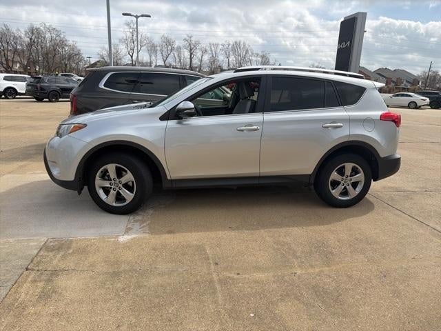 2015 Toyota RAV4 FWD 4dr XLE (GS)