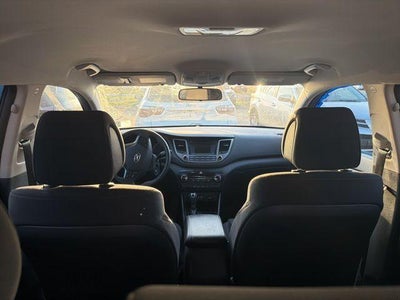 2016 Hyundai TUCSON FWD 4dr SE