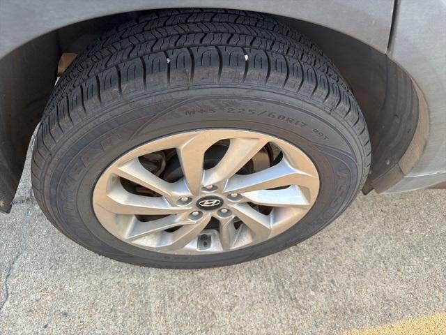 2016 Hyundai TUCSON FWD 4dr SE