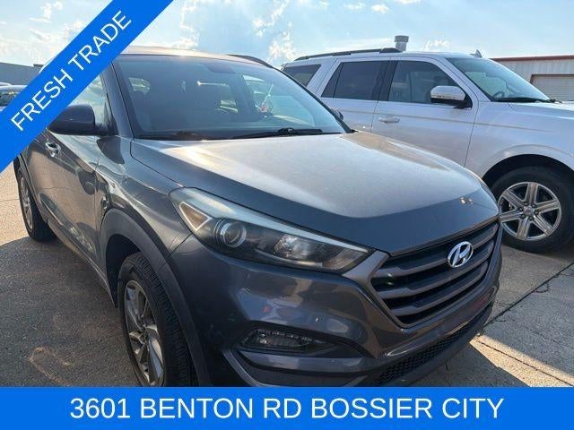 2016 Hyundai TUCSON FWD 4dr SE