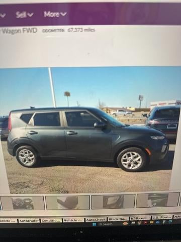 2022 Kia Soul LX IVT