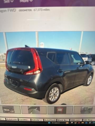 2022 Kia Soul LX IVT