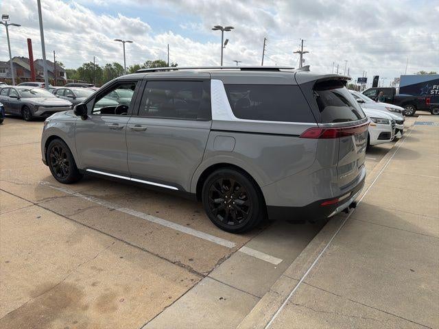 2022 Kia Carnival SX FWD
