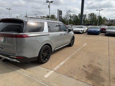2022 Kia Carnival SX FWD