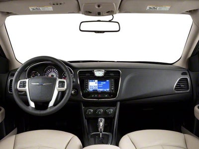2012 Chrysler 200 4dr Sdn LX
