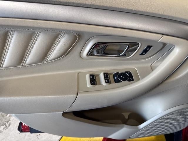 2015 Ford Taurus 4dr Sdn SEL FWD