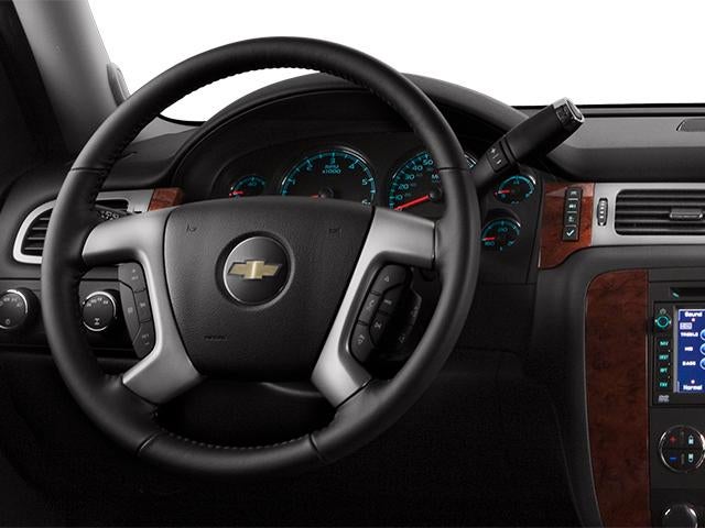 2014 Chevrolet Suburban 2WD LT