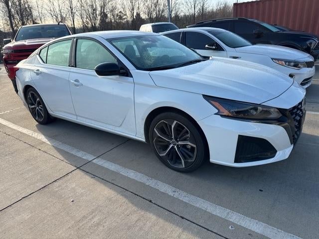 2024 Nissan Altima 2.5 SR Sedan