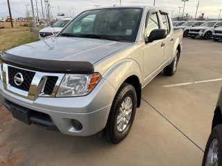 2015 Nissan Frontier 2WD Crew Cab SWB Auto SV