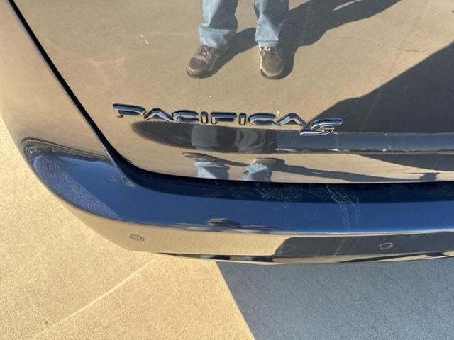 2020 Chrysler Pacifica Touring L Plus FWD