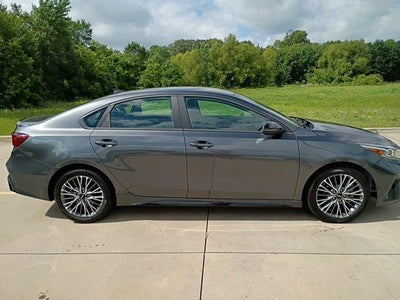 2024 Kia Forte GT-Line IVT