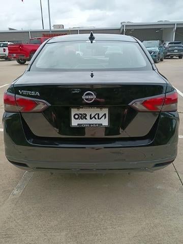 2025 Nissan Versa SV CVT