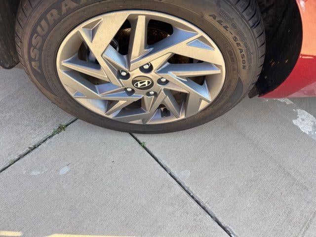 2024 Hyundai ELANTRA SEL IVT