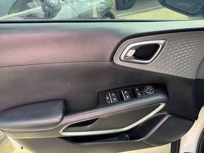 2020 Kia Soul LX IVT