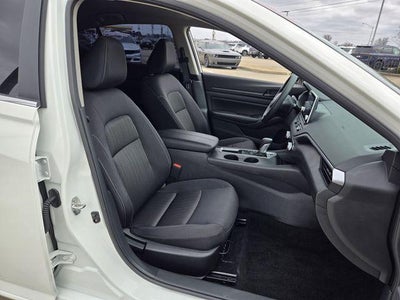 2025 Nissan Altima S FWD