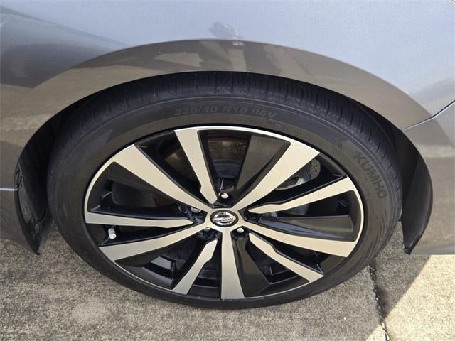 2022 Nissan Altima 2.5 SR Sedan