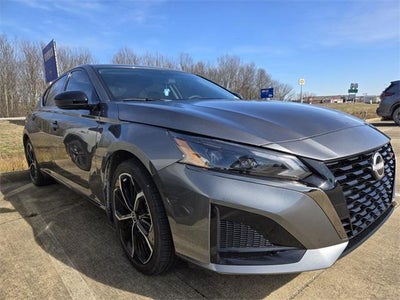 2025 Nissan Altima SR FWD