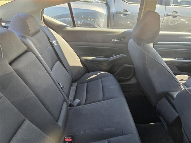 2022 Nissan Altima 2.5 SV Sedan