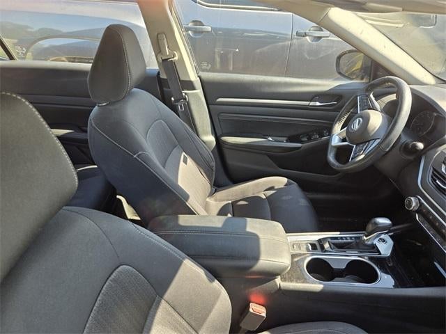 2022 Nissan Altima 2.5 SV Sedan