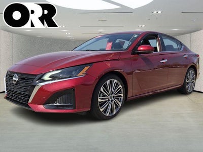 2025 Nissan Altima SL FWD