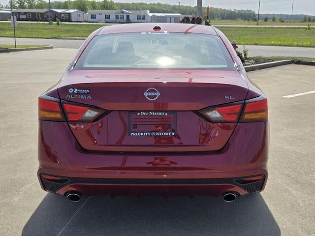 2025 Nissan Altima SL FWD