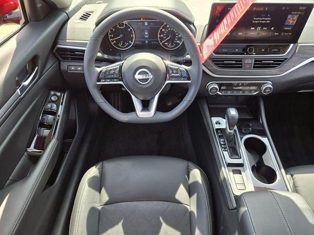 2025 Nissan Altima SL FWD