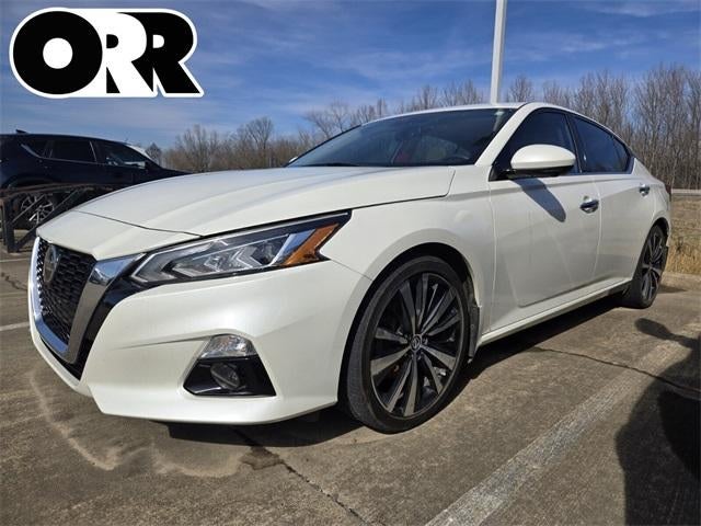 2019 Nissan Altima 2.5 Platinum Sedan
