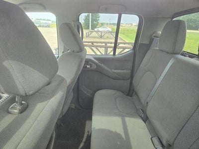 2018 Nissan Frontier Crew Cab 4x4 SV V6 Auto